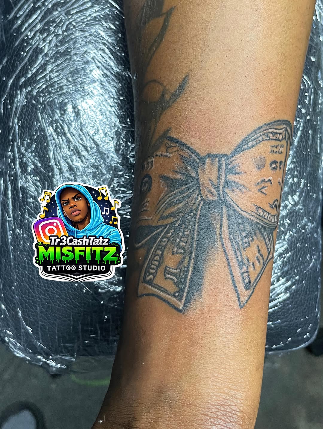 Tattoo by @tr3cashtats — black_and_grey
