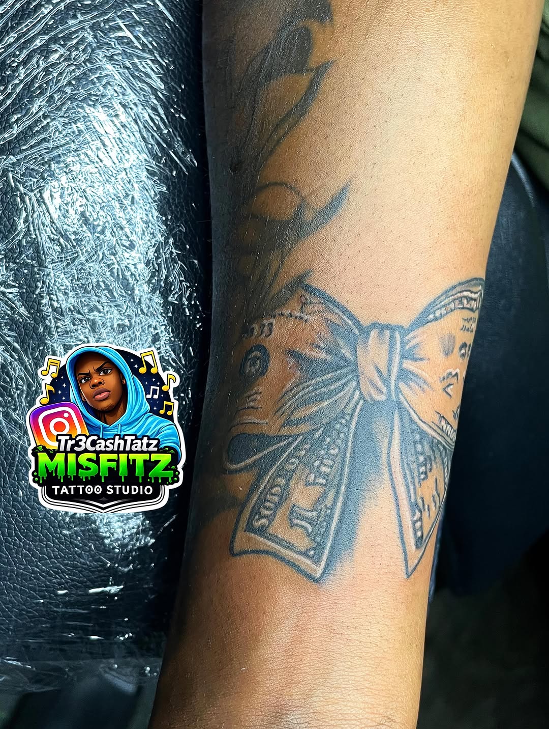Tattoo by @tr3cashtats — black_and_grey