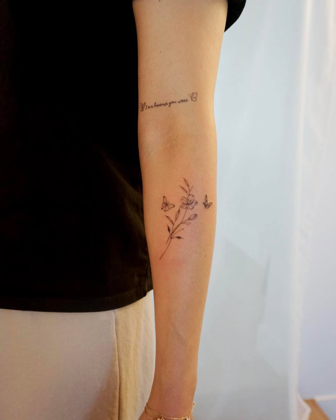 Tattoo by @yuri_tattooer — fine_line, lettering_script