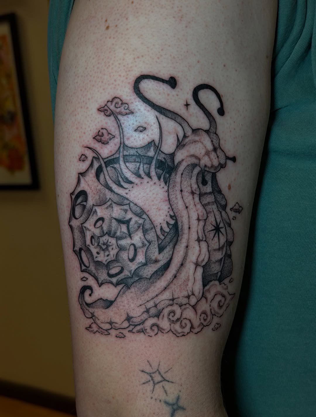 Tattoo by @gianna.tattoos — dotwork