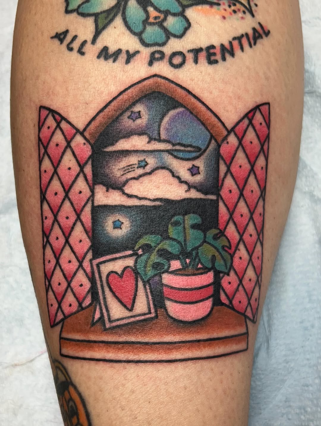Tattoo by @missfinetattoo — american_traditional