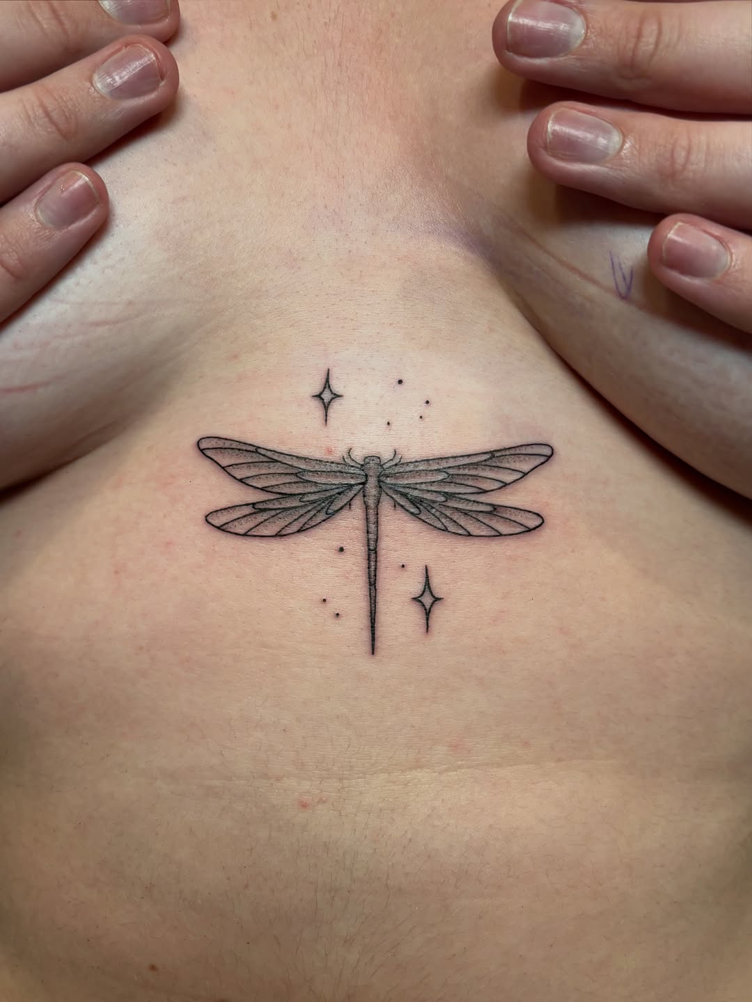Tattoo by @daynatattoos — fine_line