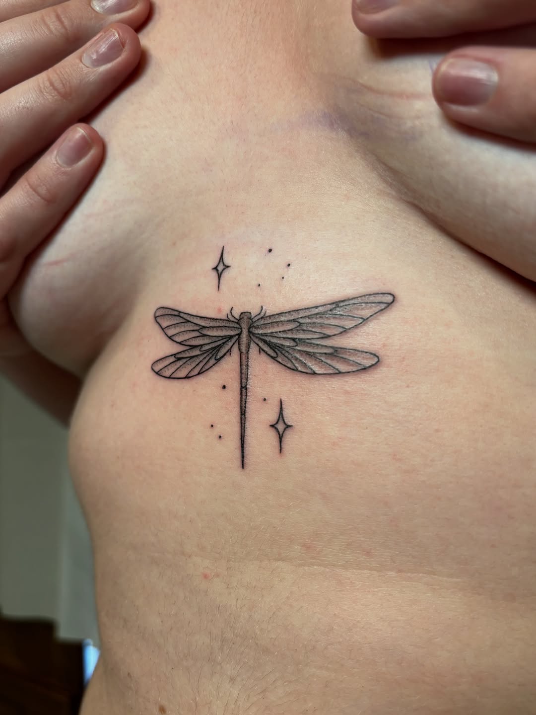 Tattoo by @daynatattoos — fine_line