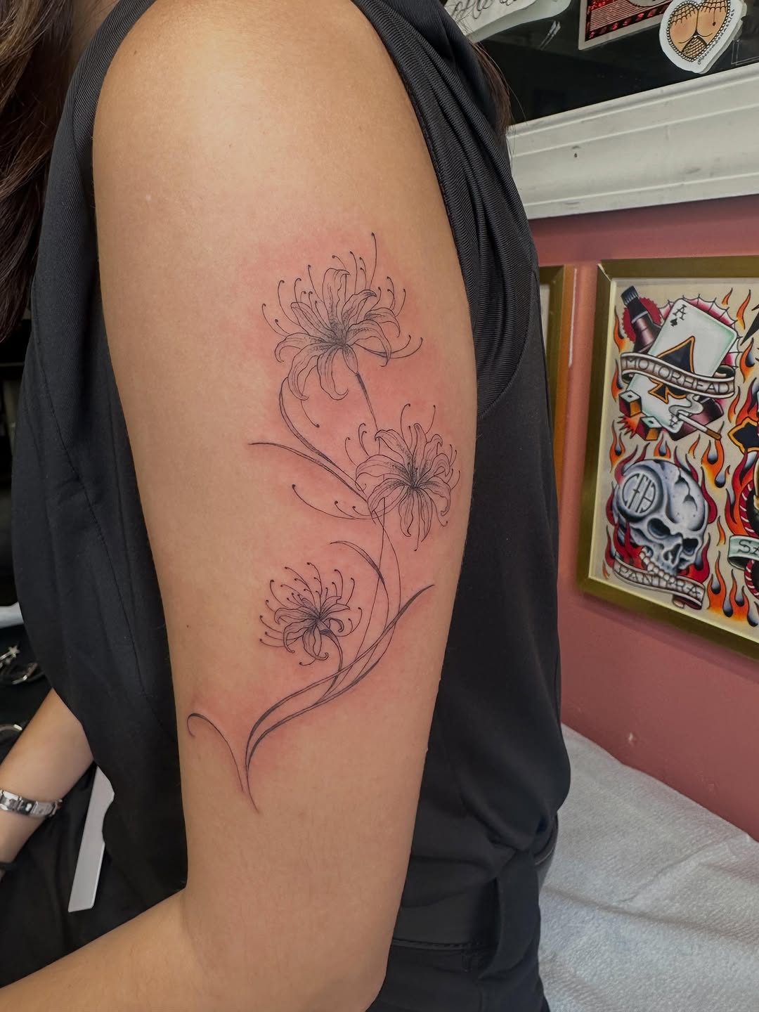 Tattoo by @alexgunshefski — fine_line, illustrative