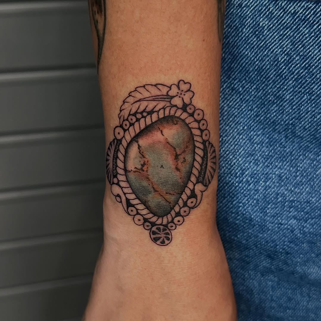 Tattoo by @samavitia — black_and_grey, ornamental