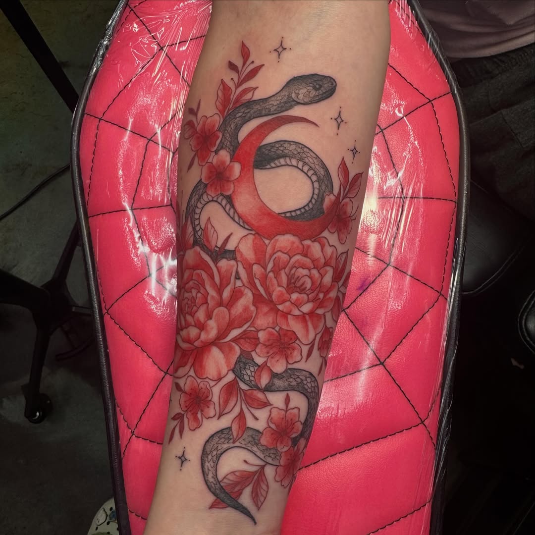 Tattoo by @jadareytattoo — illustrative, black_and_grey