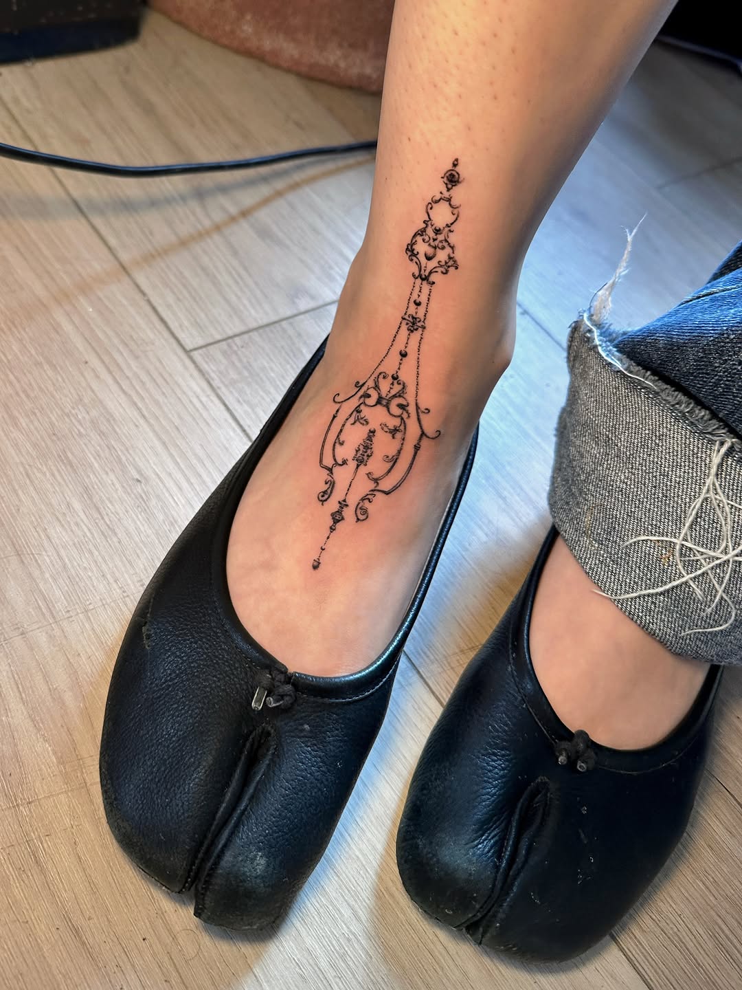 Tattoo by @sexytattoofactory — fine_line, ornamental