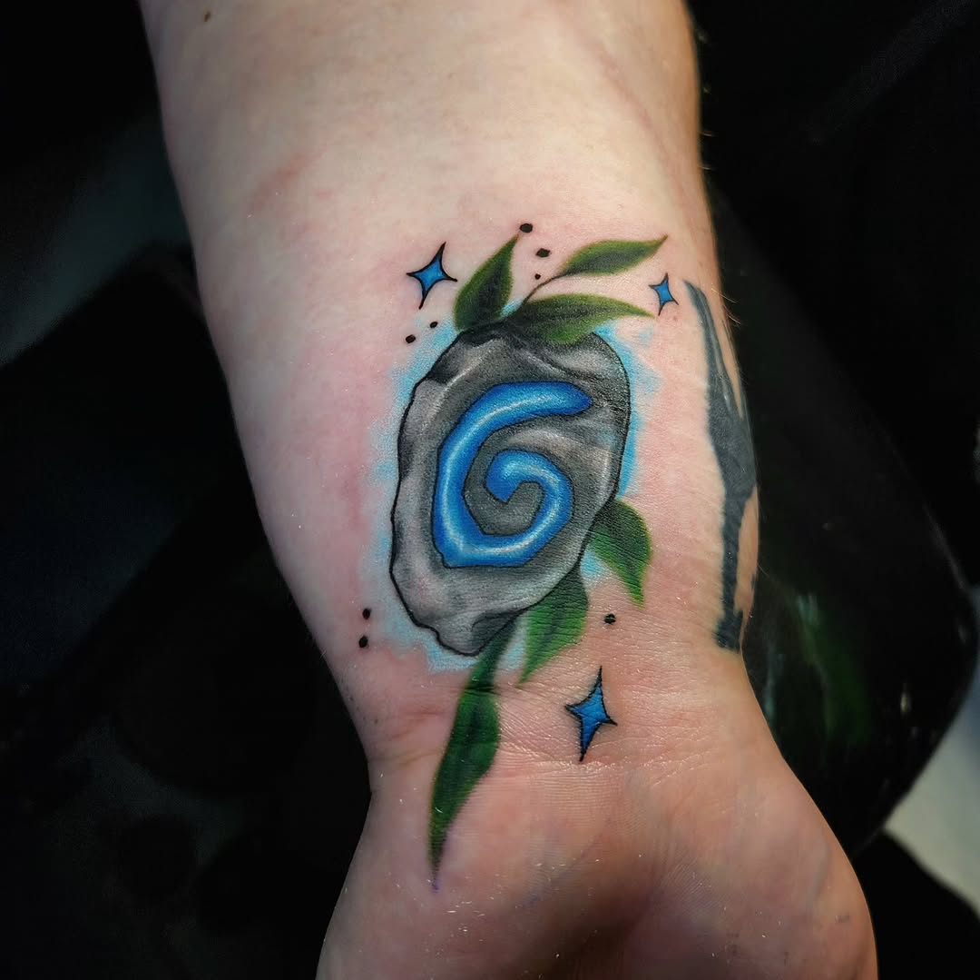 Tattoo by @grimsolaire_tattoos โ new_school