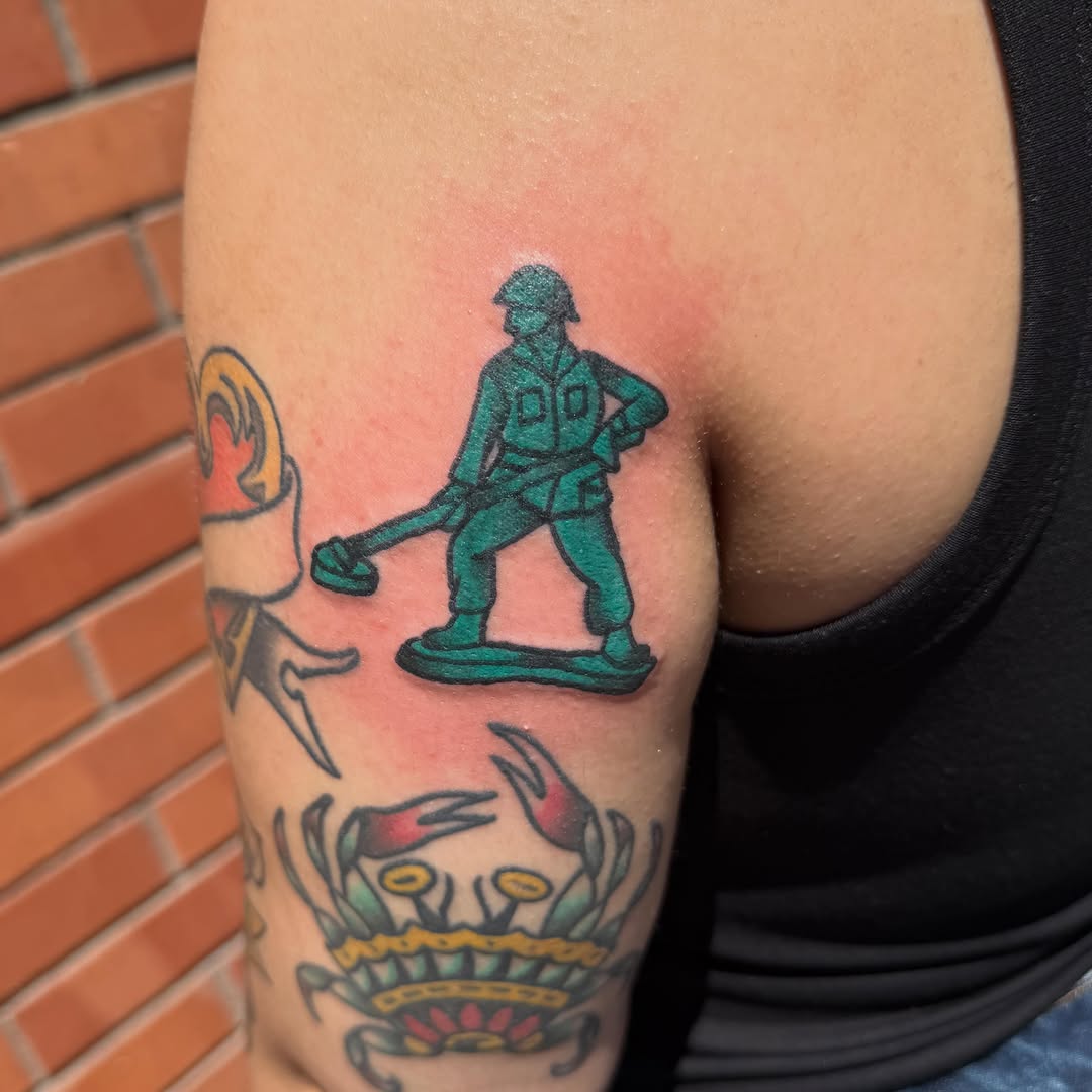 Tattoo by @discomark_ β american_traditional
