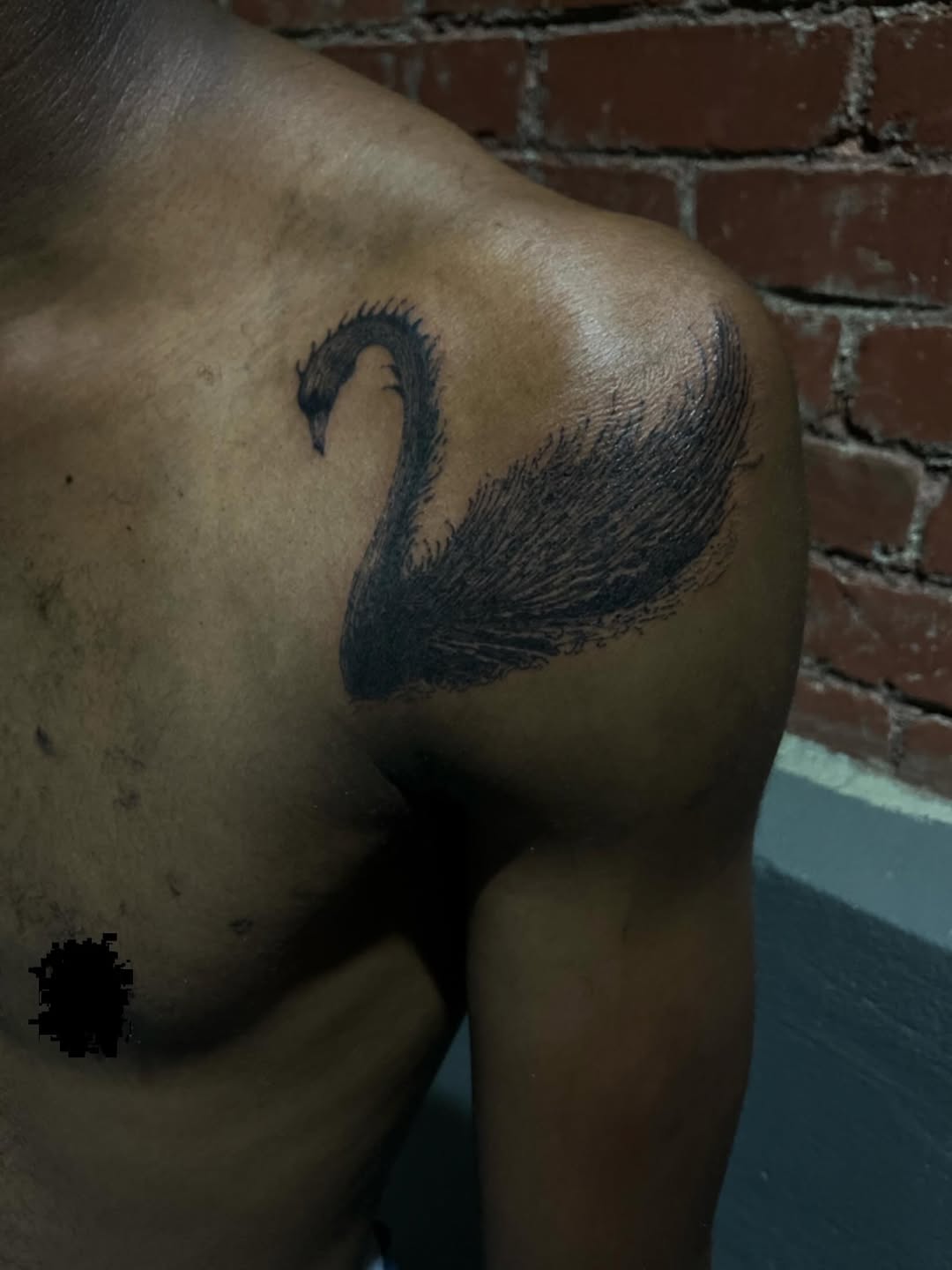 Tattoo by @sashkaciubara — blackwork