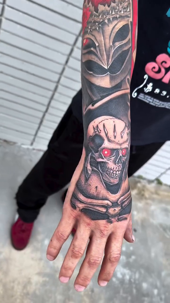 Tattoo by @bogletattoo — black_and_grey, realism