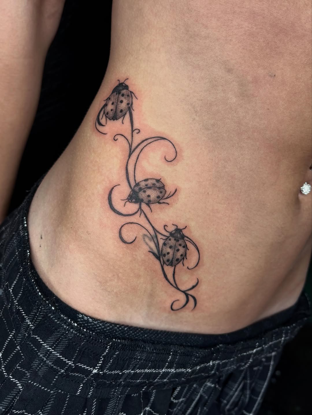 Tattoo by @vivala_goldfish — fine_line