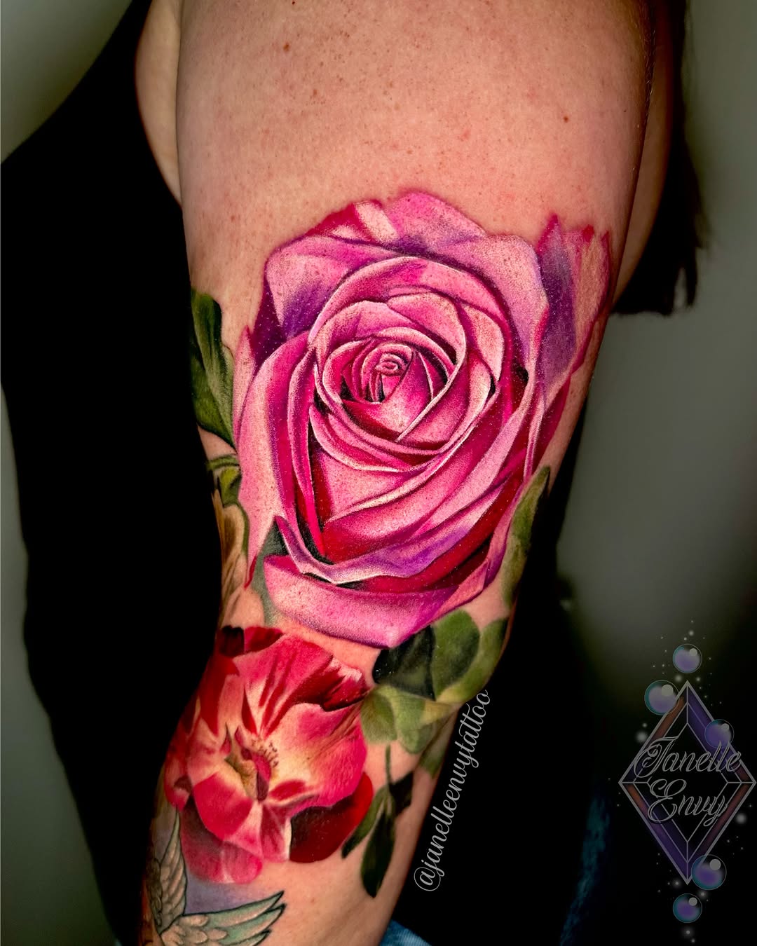 Tattoo by @janelleenvytattoo โ realism, color