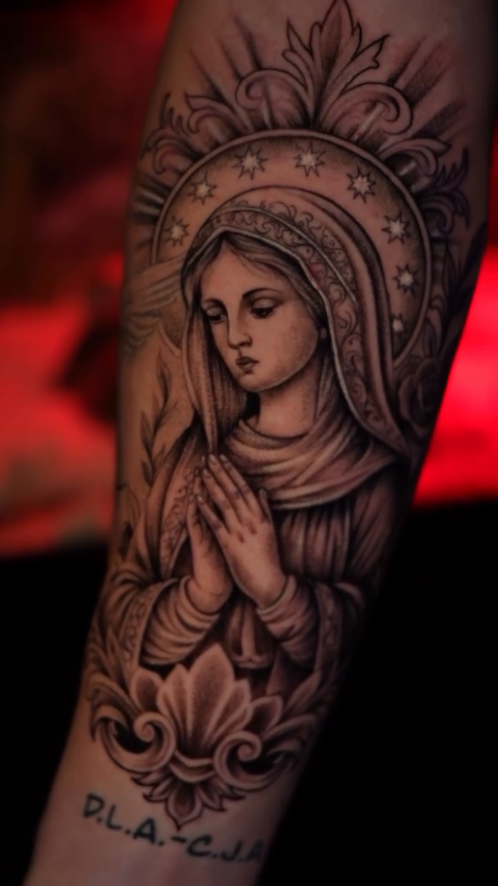 Tattoo by @estevez.ink — black_and_grey, realism