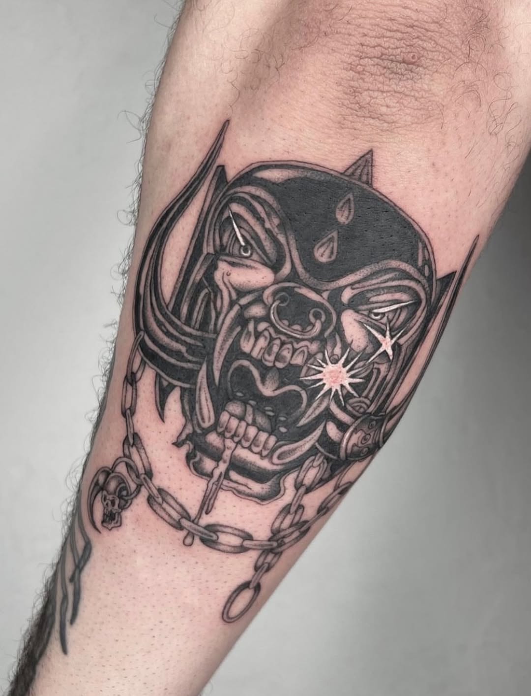 Tattoo by @derosario__ — black_and_grey, realism