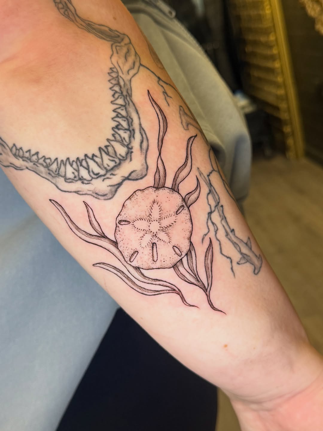 Tattoo by @t.wisted_and_sketchy β dotwork