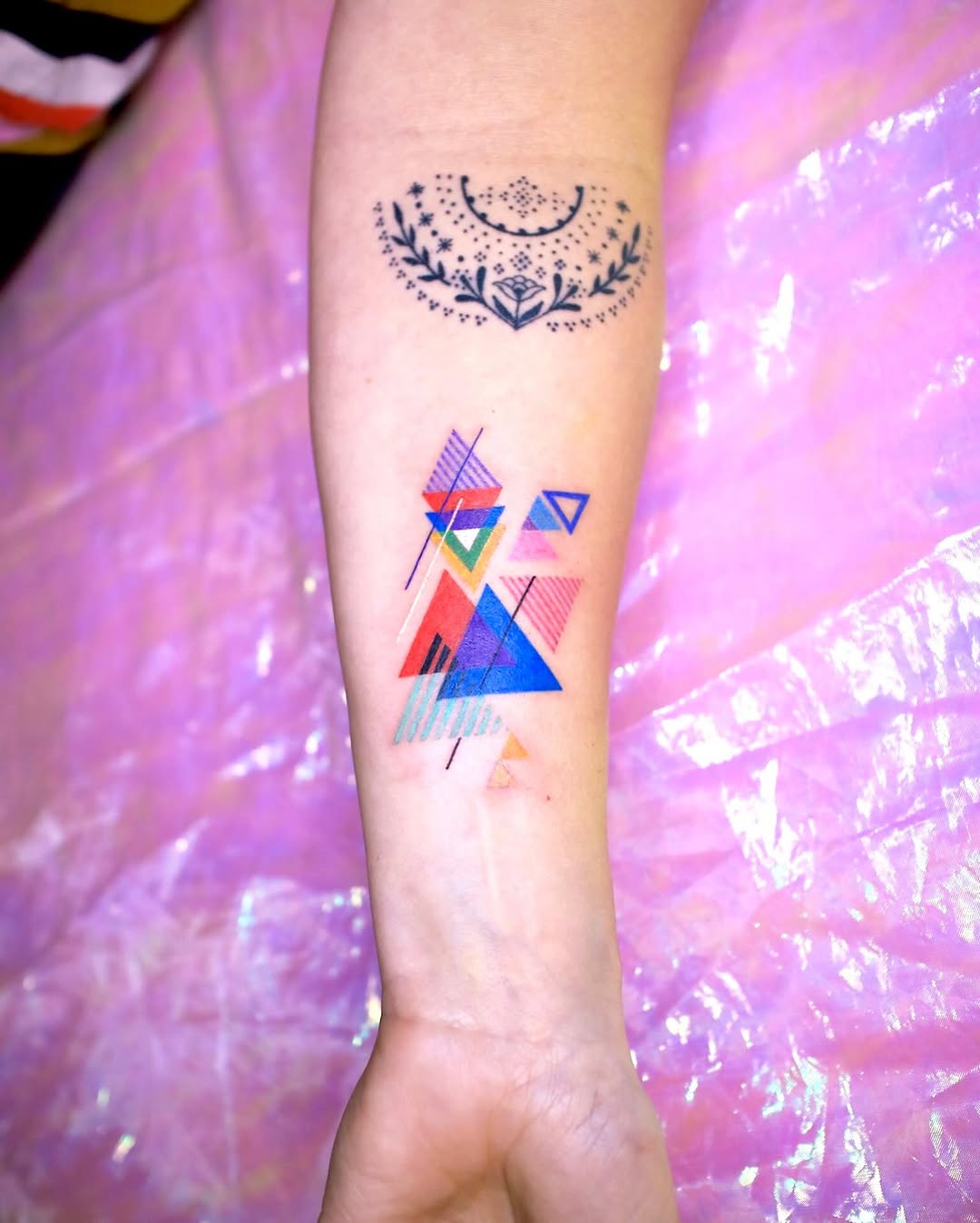 Tattoo by @mingkkwa_tt — geometric, fine_line