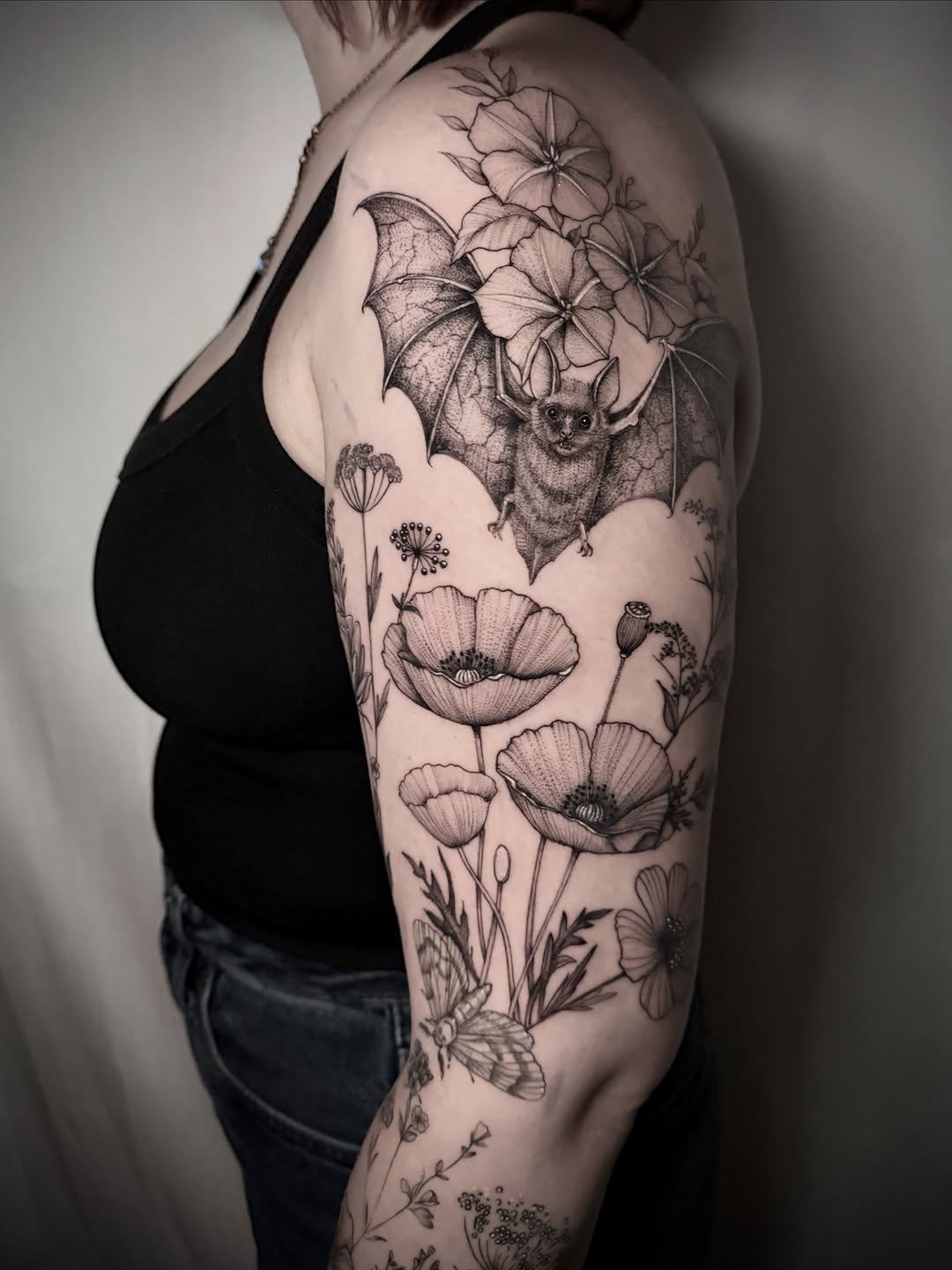 Tattoo by @botanicalbodyart β blackwork