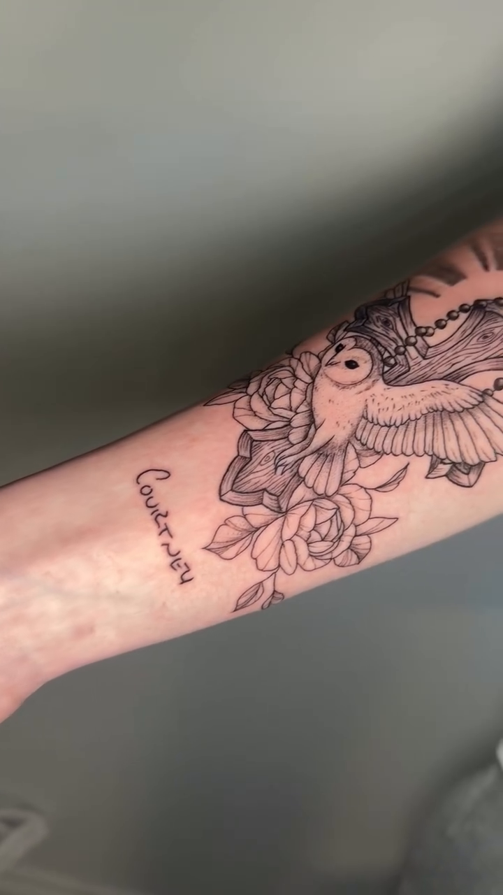 Tattoo by @tattoosbykaur โ black_and_grey
