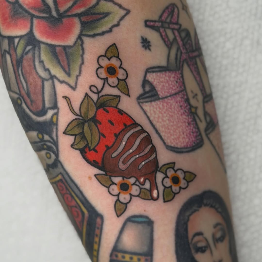 Tattoo by @jennasze.tattoos โ american_traditional