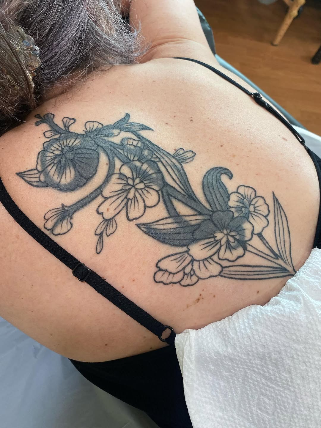 Tattoo by @mamaearthtone β black_and_grey, fine_line