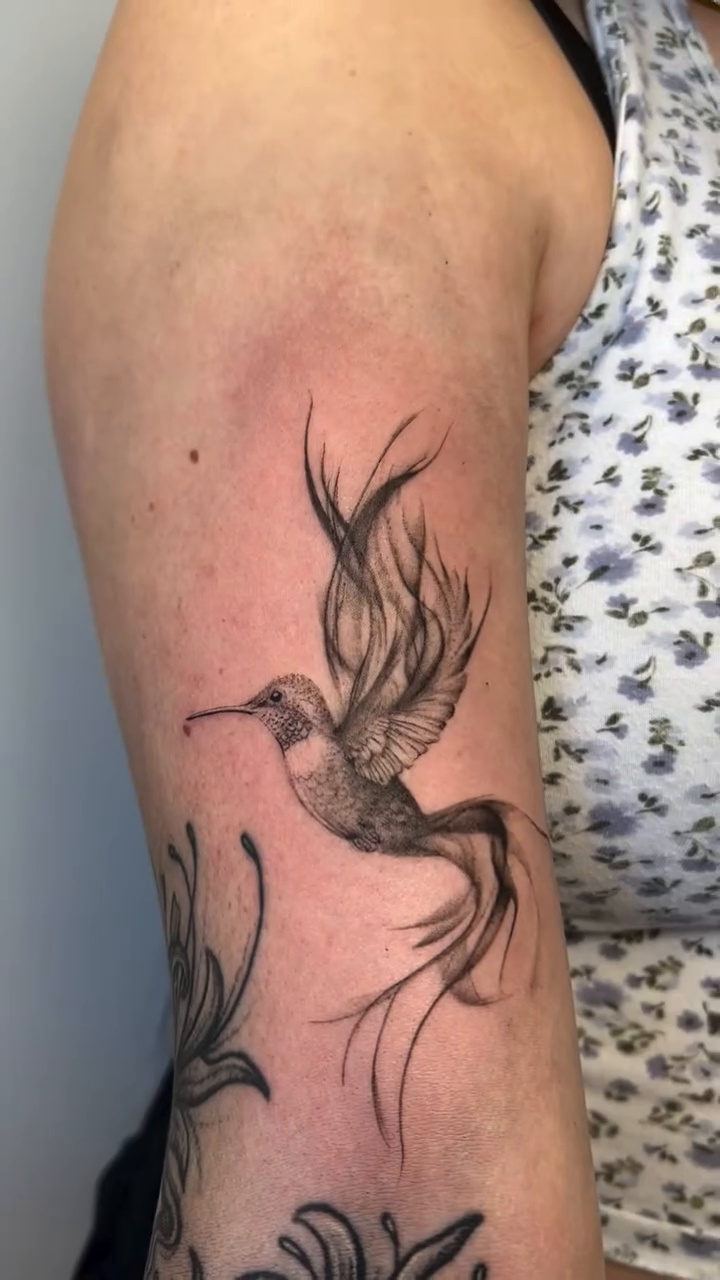 Tattoo by @littleinkliv โ fine_line, black_and_grey