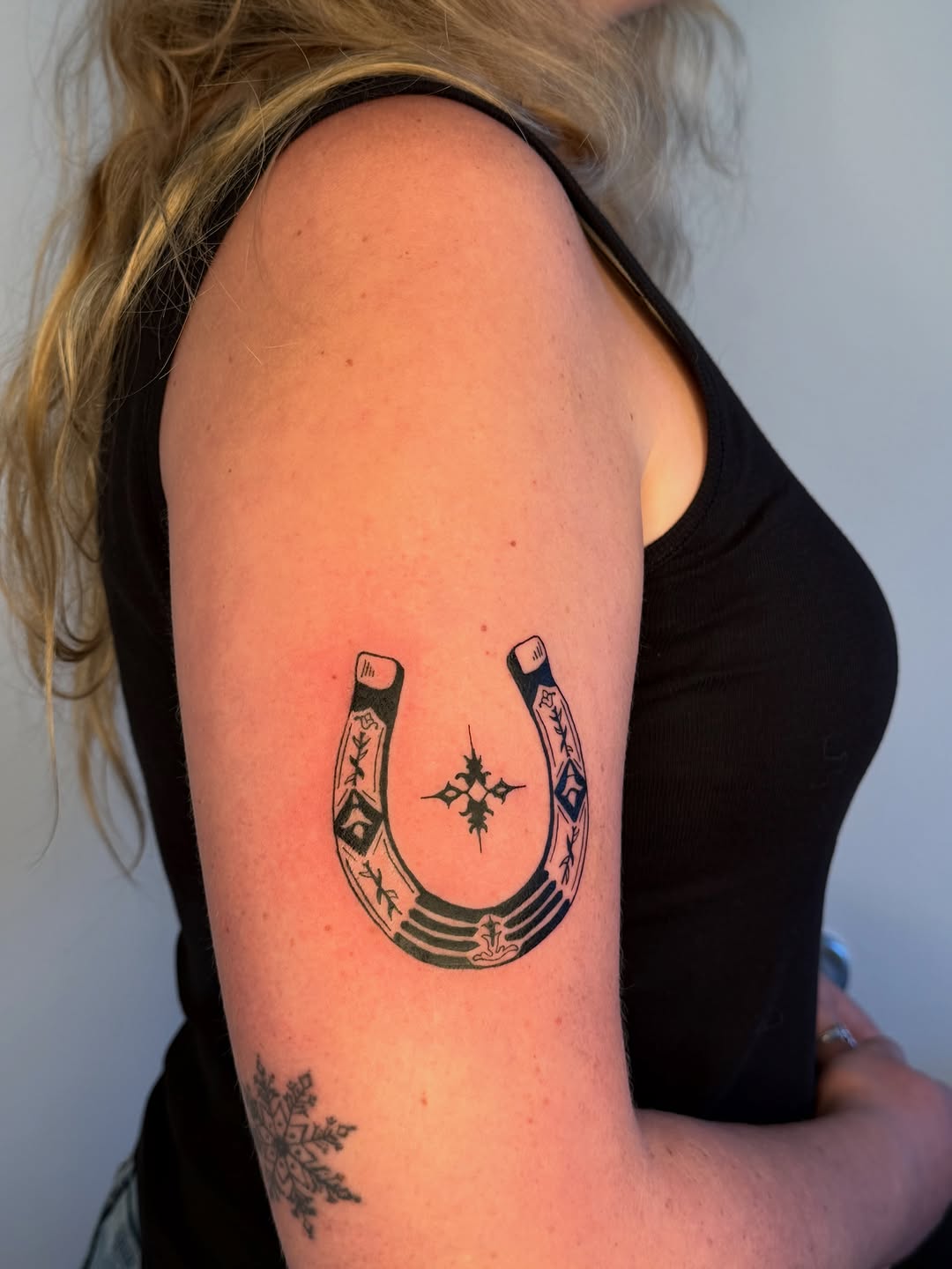 Tattoo by @sea___of___horses — blackwork