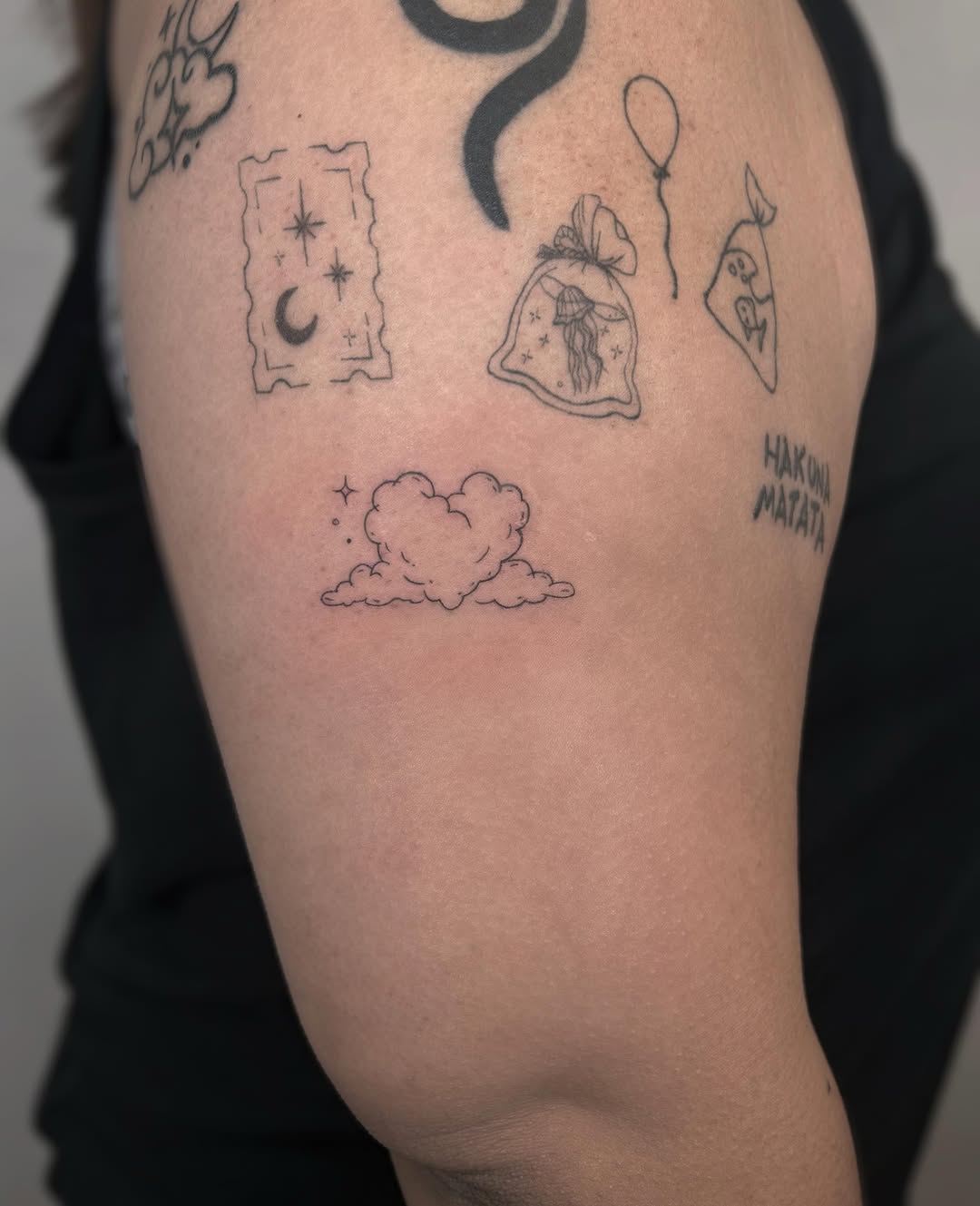 Tattoo by @dazeeinkstudio โ fine_line