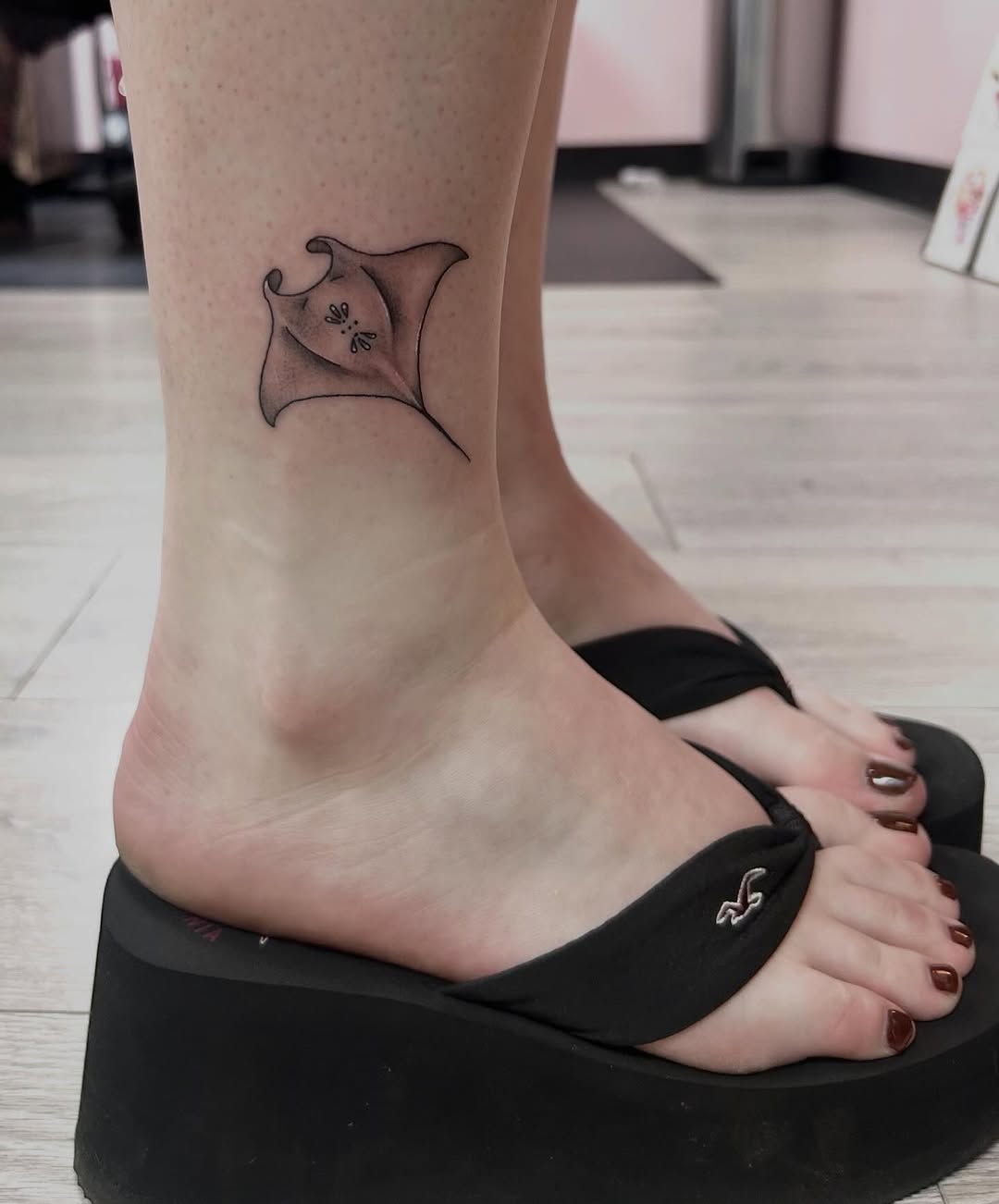 Tattoo by @redtattoos518 — fine_line, illustrative
