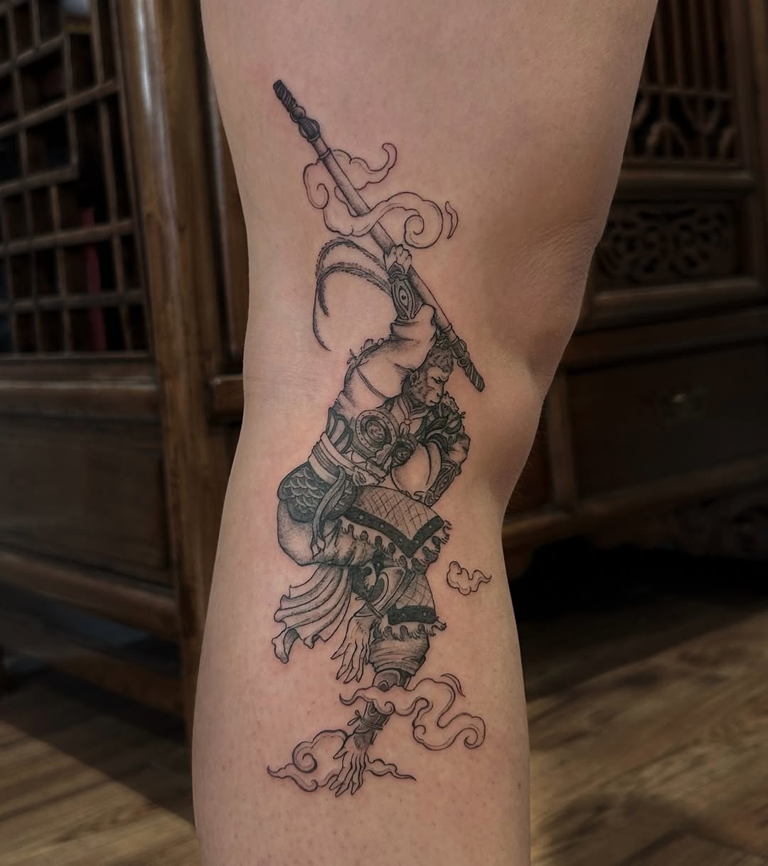 Tattoo by @oolong.ink — japanese_irezumi, black_and_grey