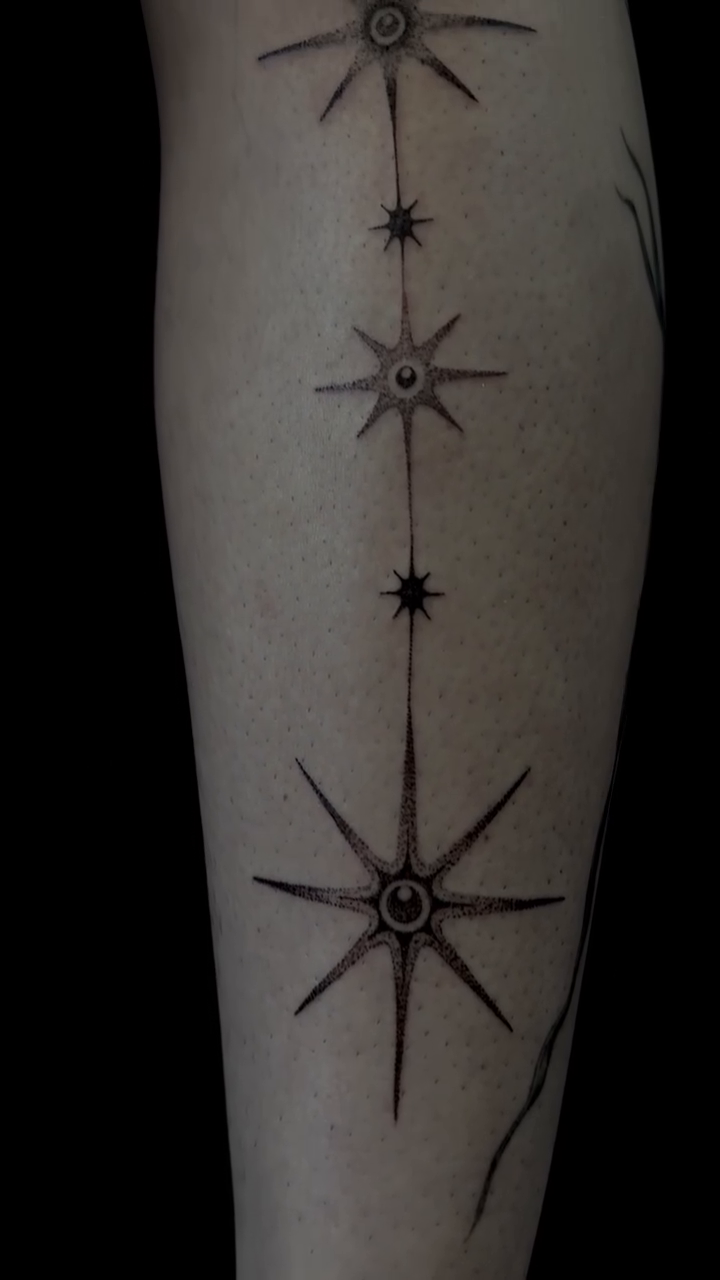 Tattoo by @skeletonvelvet — fine_line, geometric