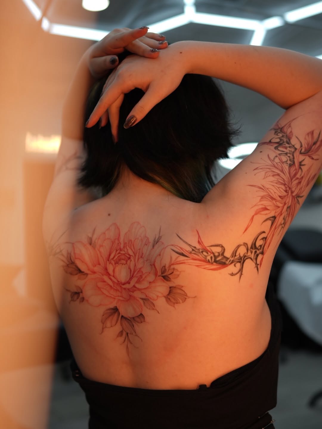 Tattoo by @vxn.ink — illustrative, fine_line