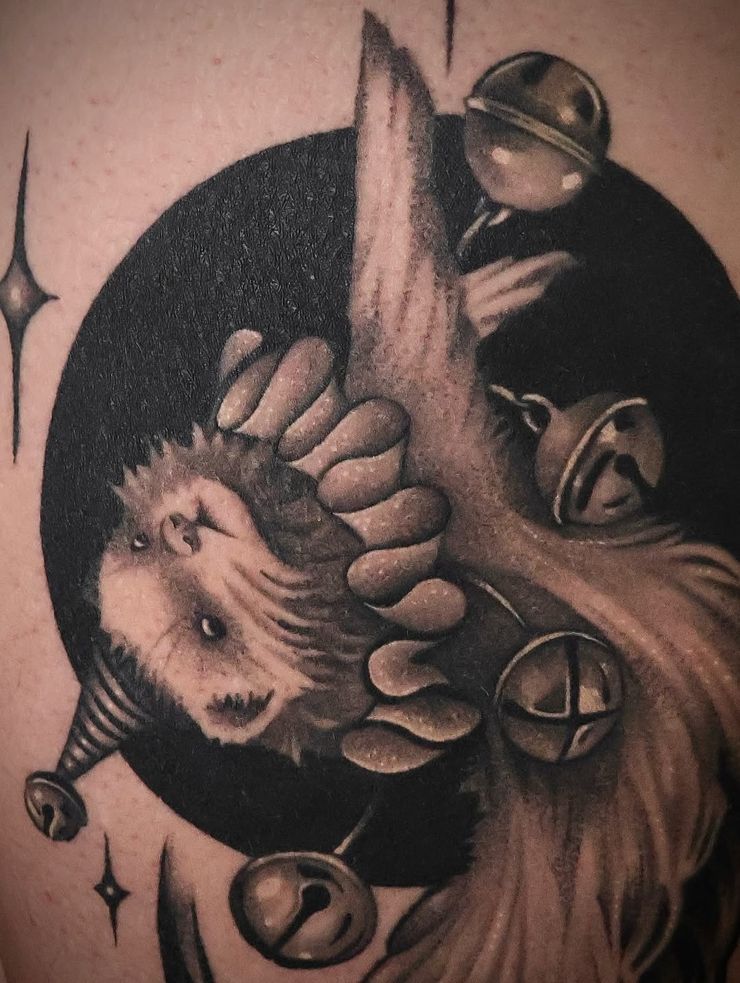Tattoo by @roobusmoonwitch — black_and_grey, illustrative