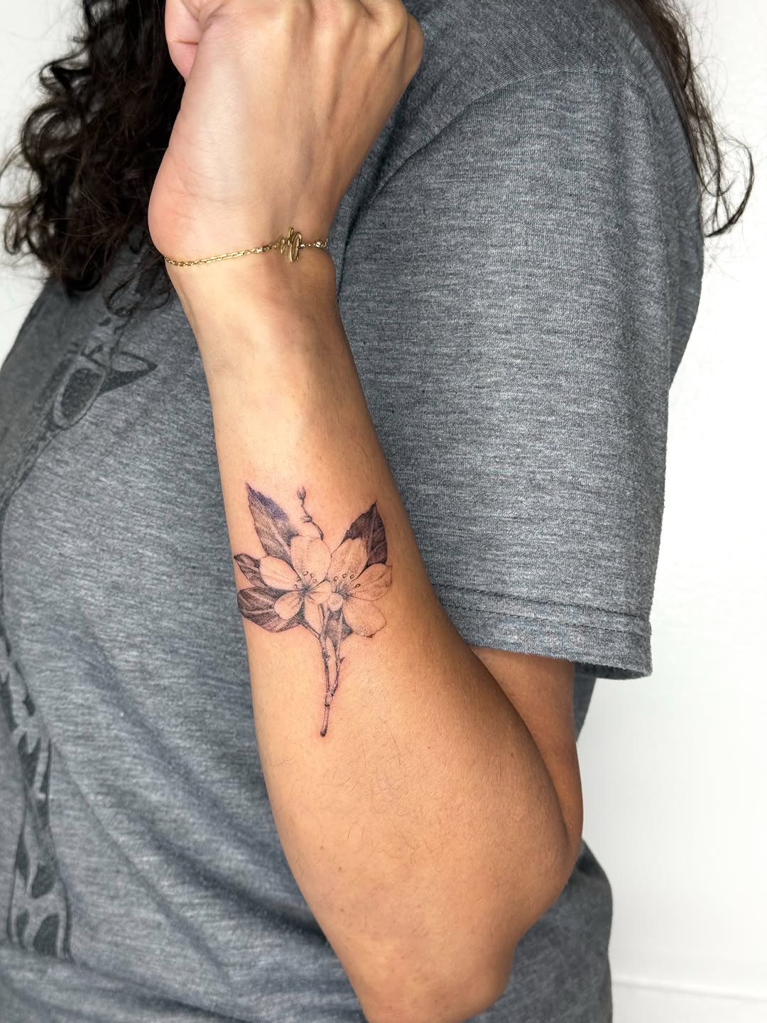 Tattoo by @marlomarquisetattoo β fine_line, illustrative