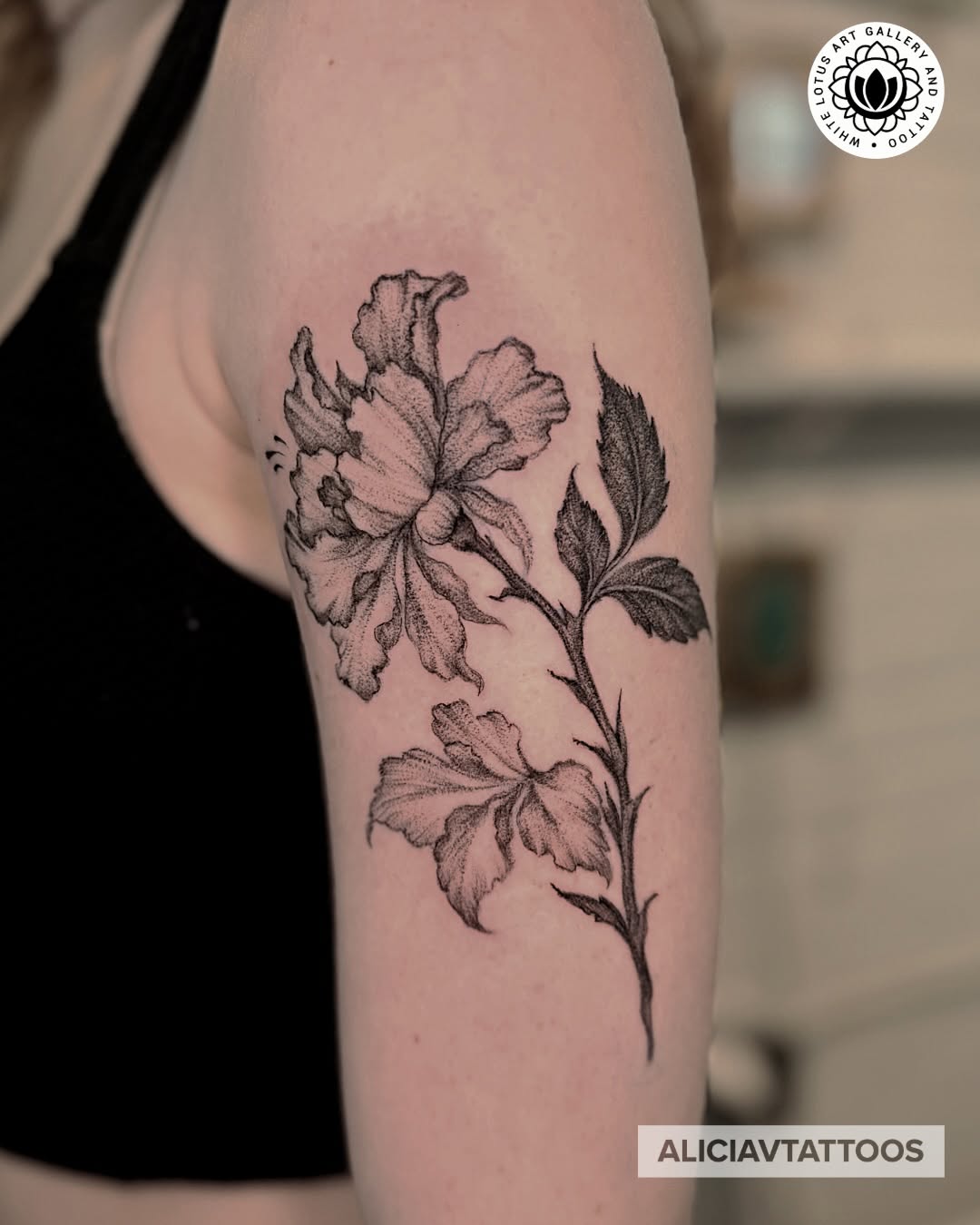 Tattoo by @aliciavtattoos — dotwork