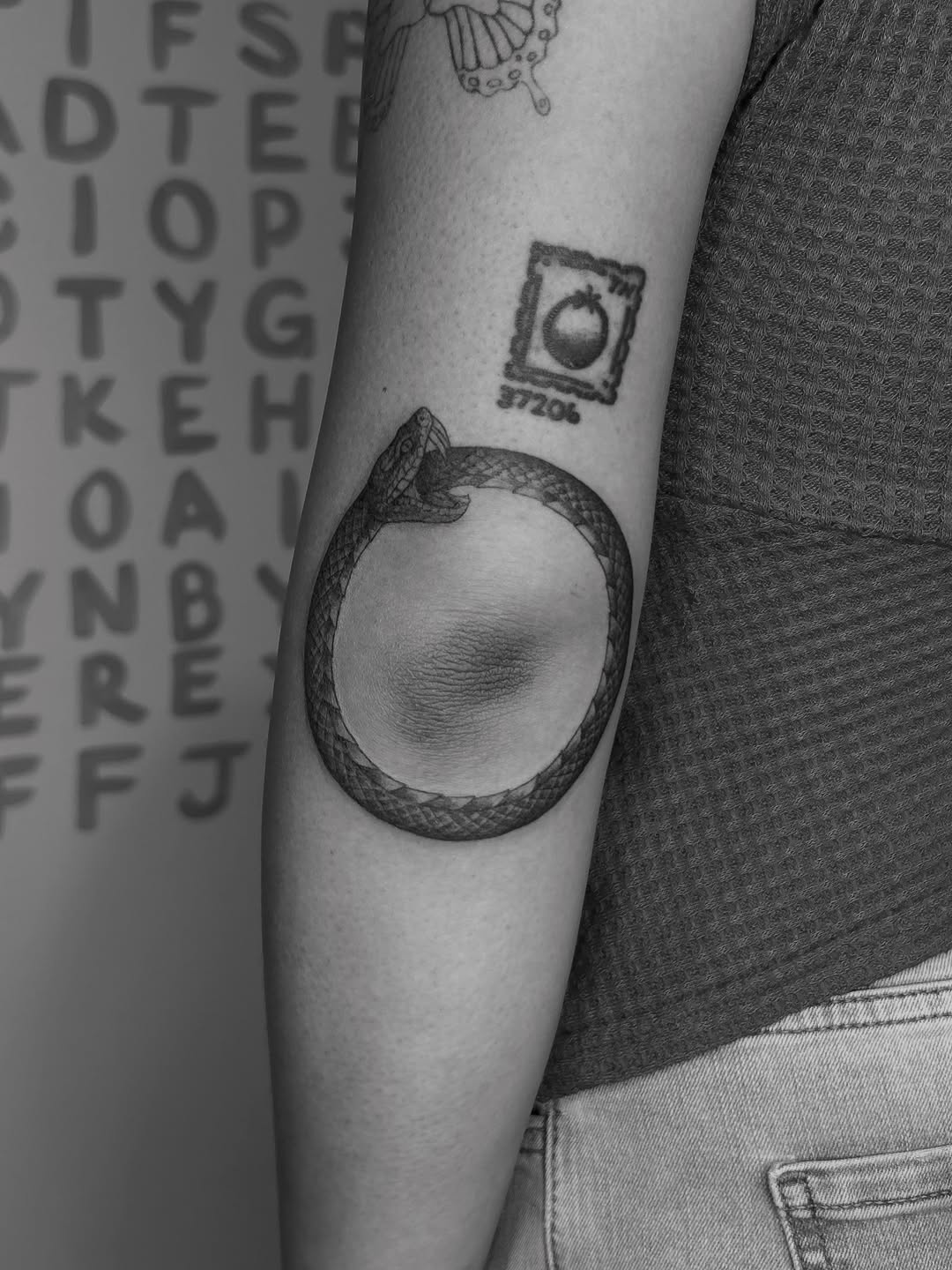 Tattoo by @serahsubmarine — black_and_grey, realism