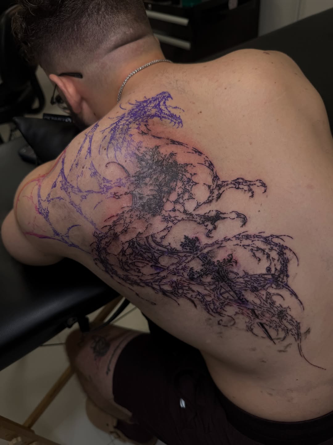 Tattoo by @luahills.tattoos — blackwork, illustrative