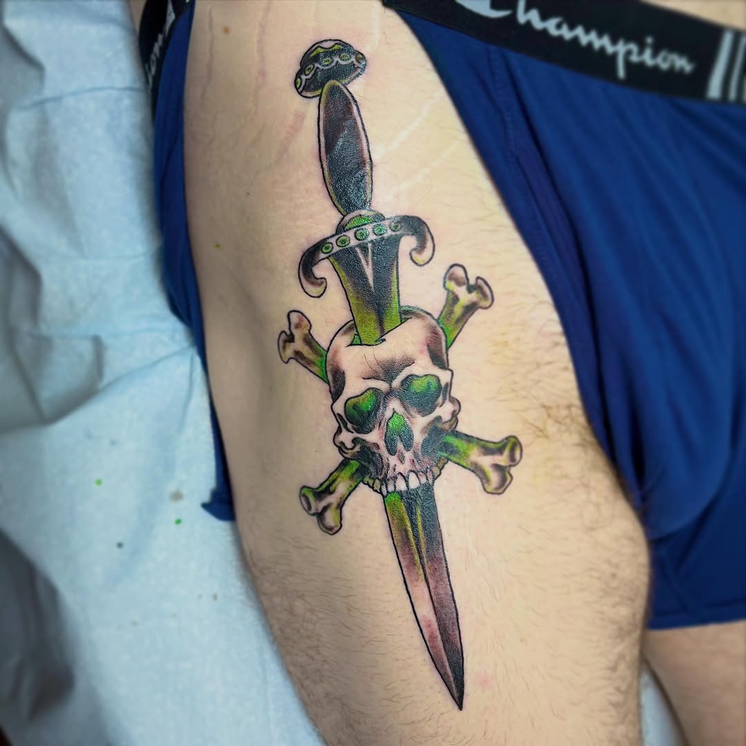 Tattoo by @wwhiterrabbit — american_traditional