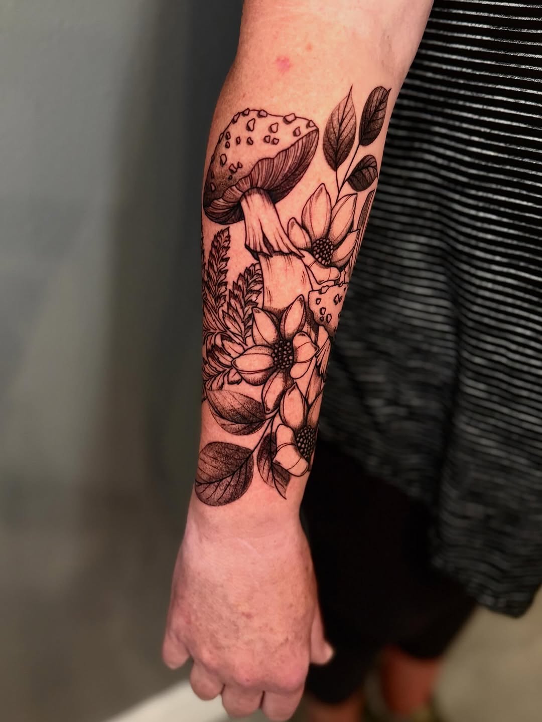 Tattoo by @amberstarrartistry — black_and_grey, illustrative
