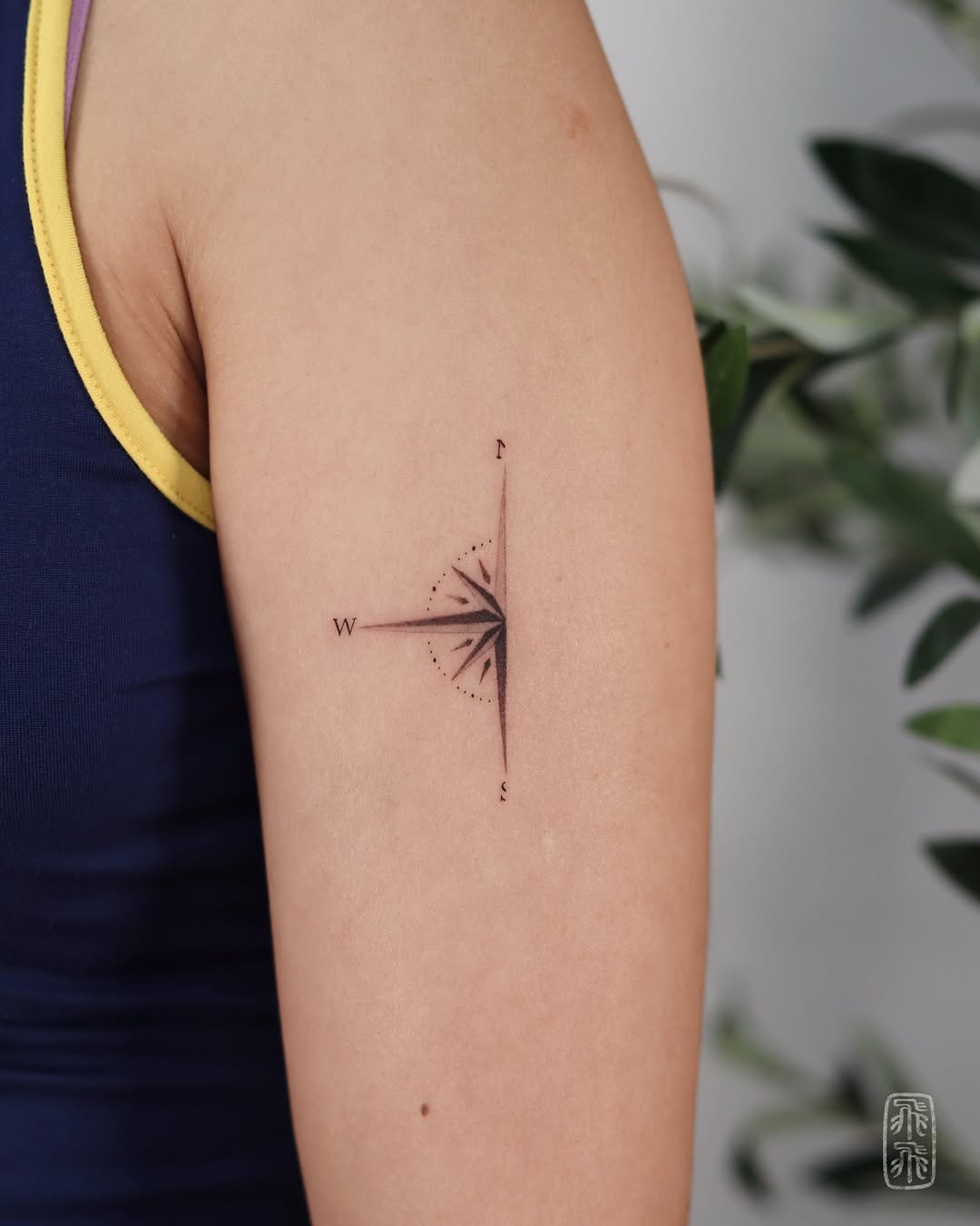 Tattoo by @phoebe_doartink — fine_line, dotwork