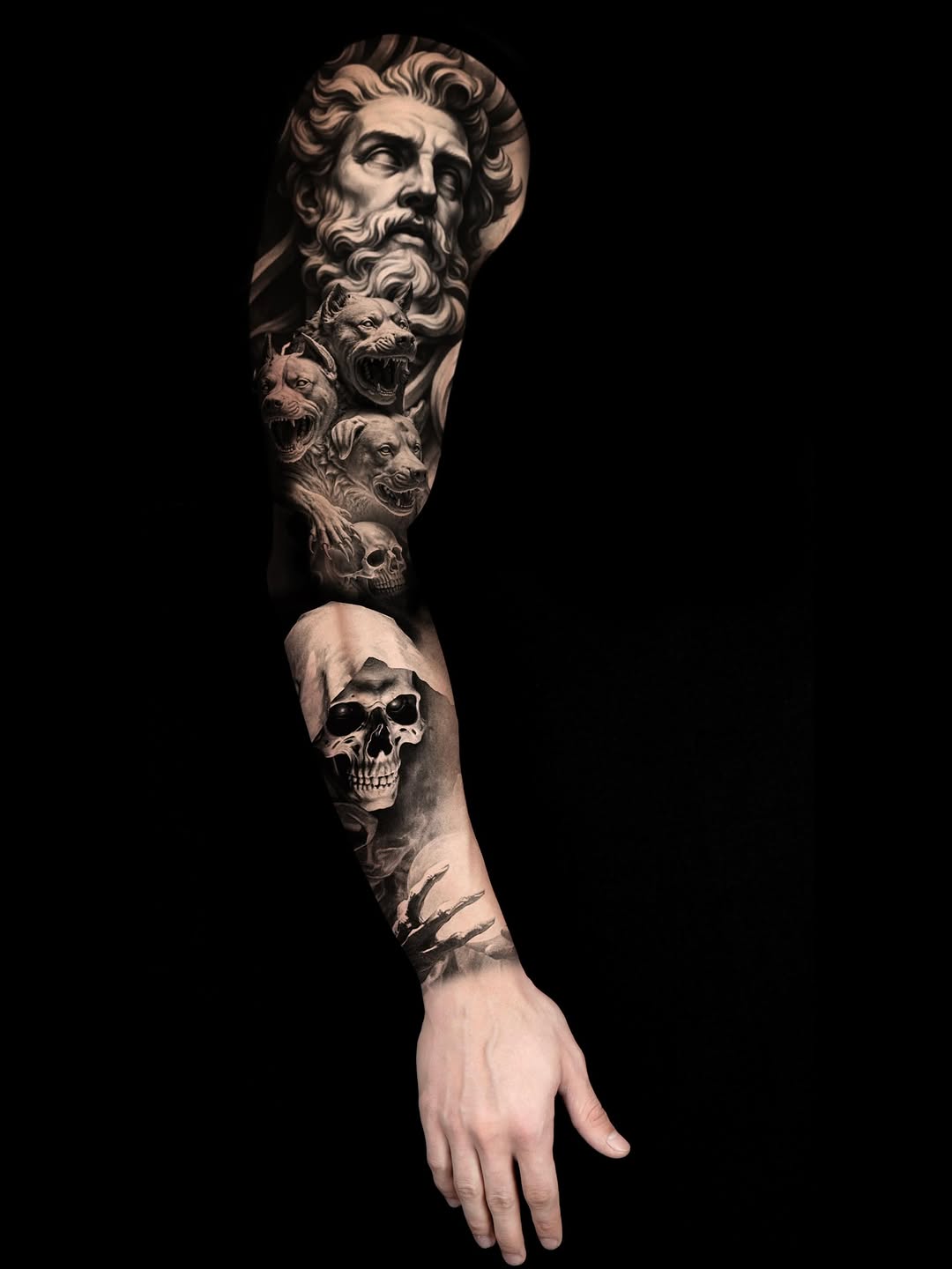 Tattoo by @chelaarte — realism, dark_realism