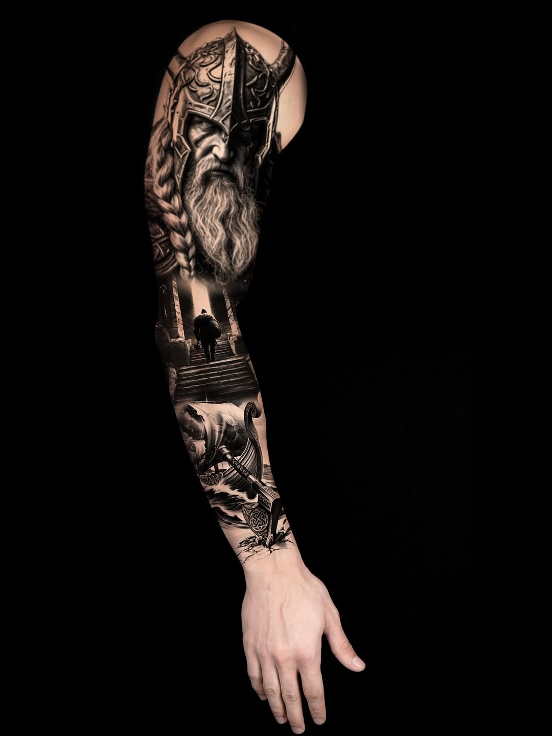 Tattoo by @chelaarte — realism, black_and_grey