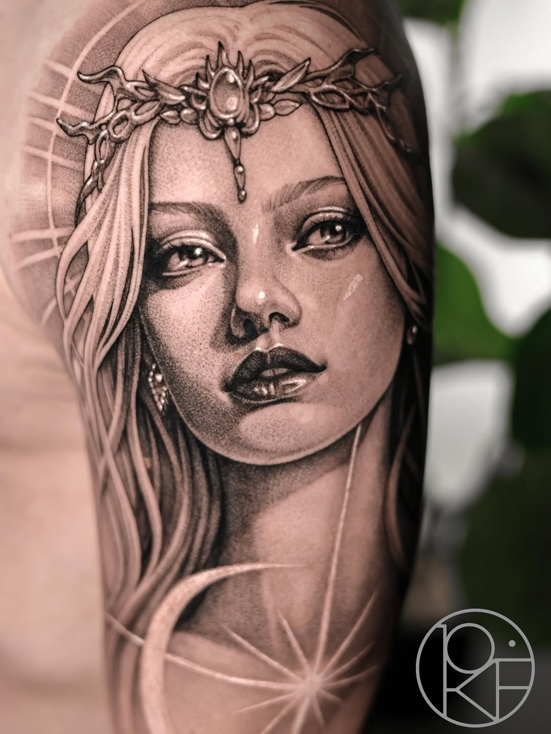 Tattoo by @abcd_tattoo β realism, dotwork