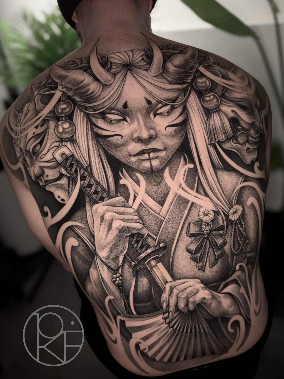 Tattoo by @abcd_tattoo β japanese_irezumi, dotwork