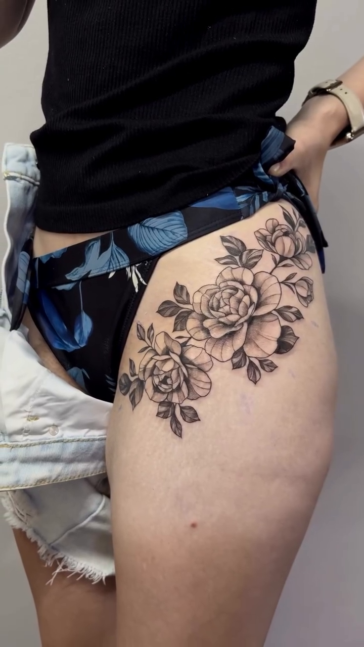 Tattoo by @artbyaimeedaniels — black_and_grey