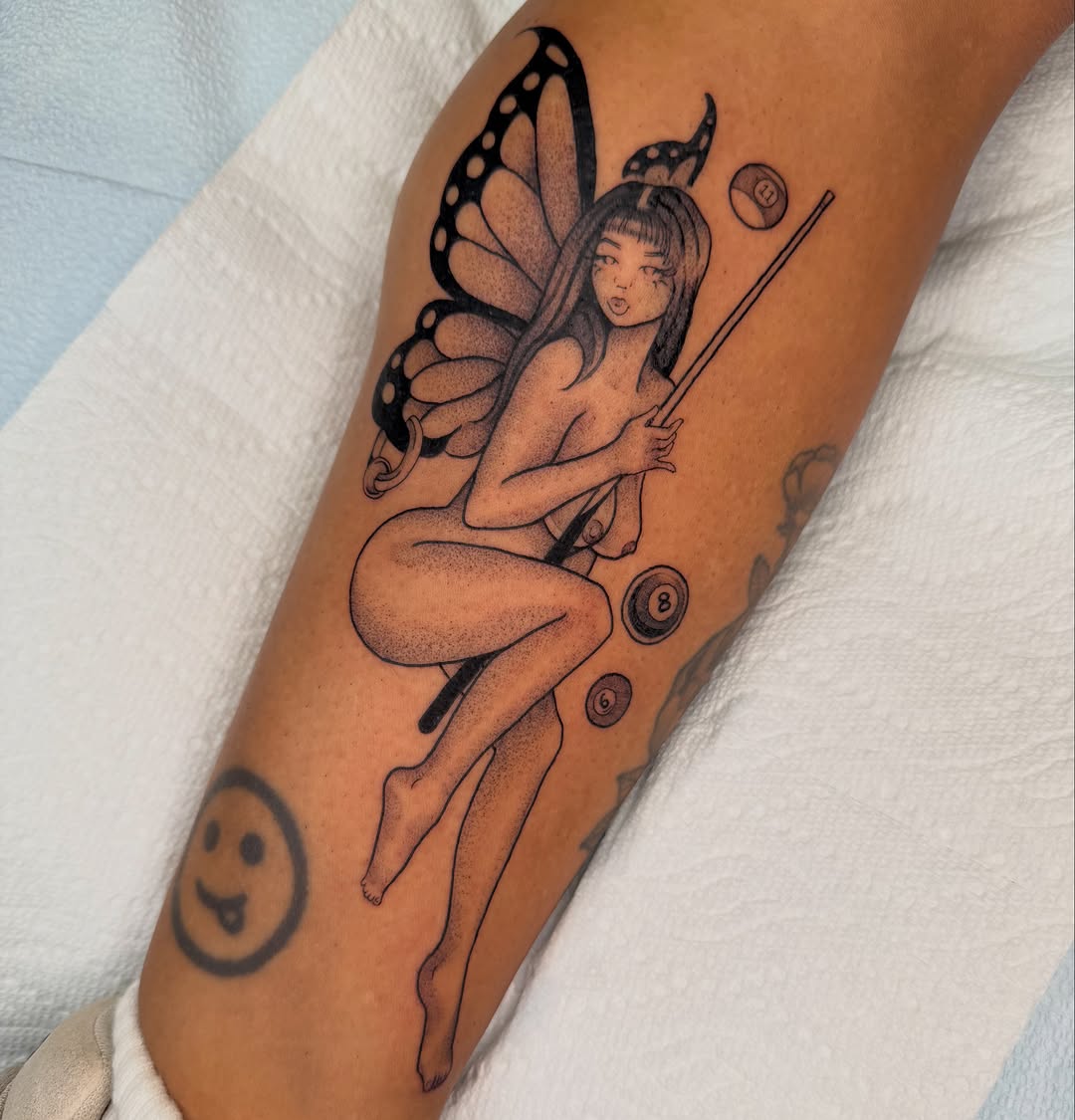 Tattoo by @peachyansley β illustrative, blackwork