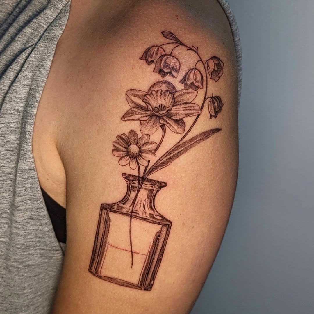 Tattoo by @jasdillonart — fine_line, dotwork
