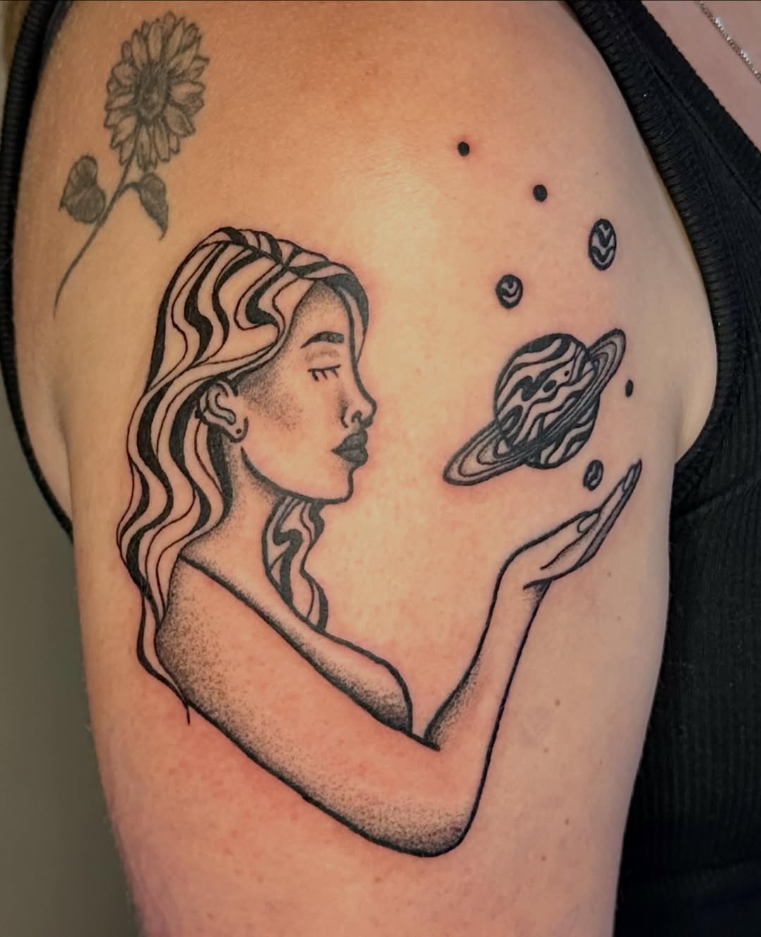 Tattoo by @jadelintattoos — black_and_grey