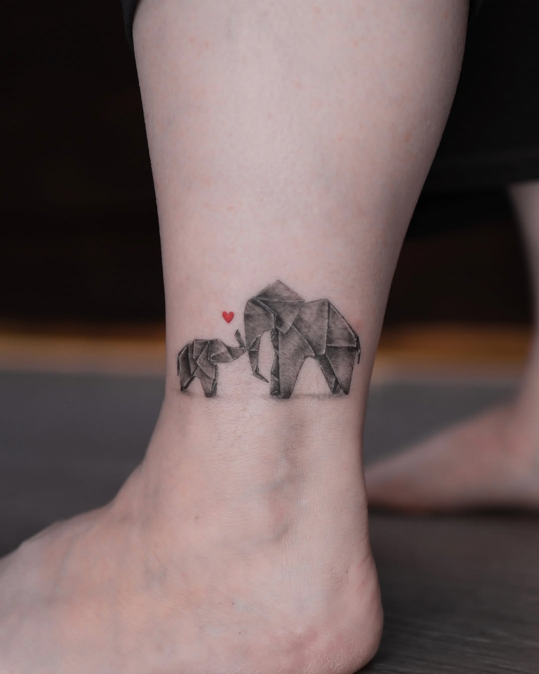 Tattoo by @alinasovina.tattooing โ geometric, black_and_grey