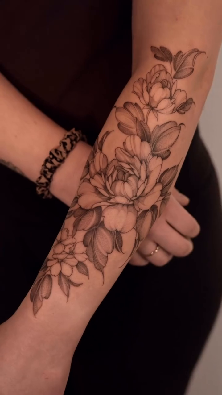 Tattoo by @aldoshyna_t — black_and_grey, realism